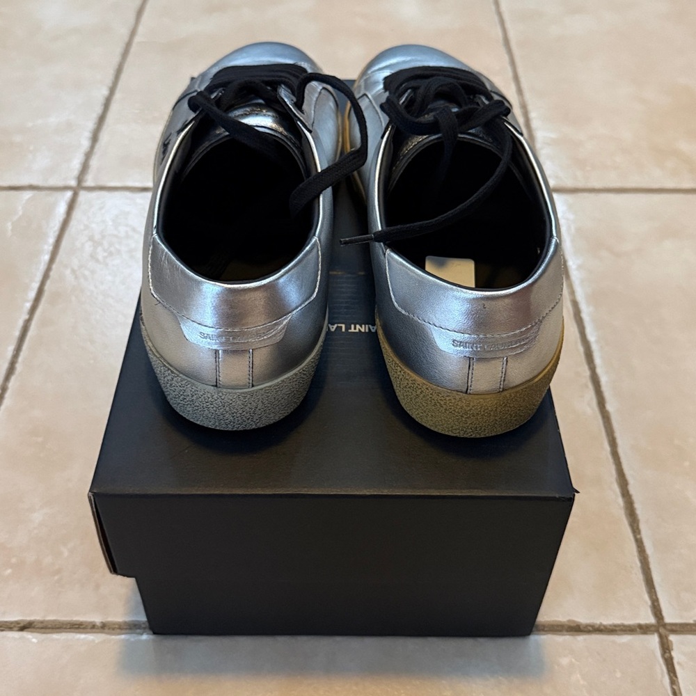 New Saint Laurent Metallic Leather Silver Sneakers - Picture 4 of 9